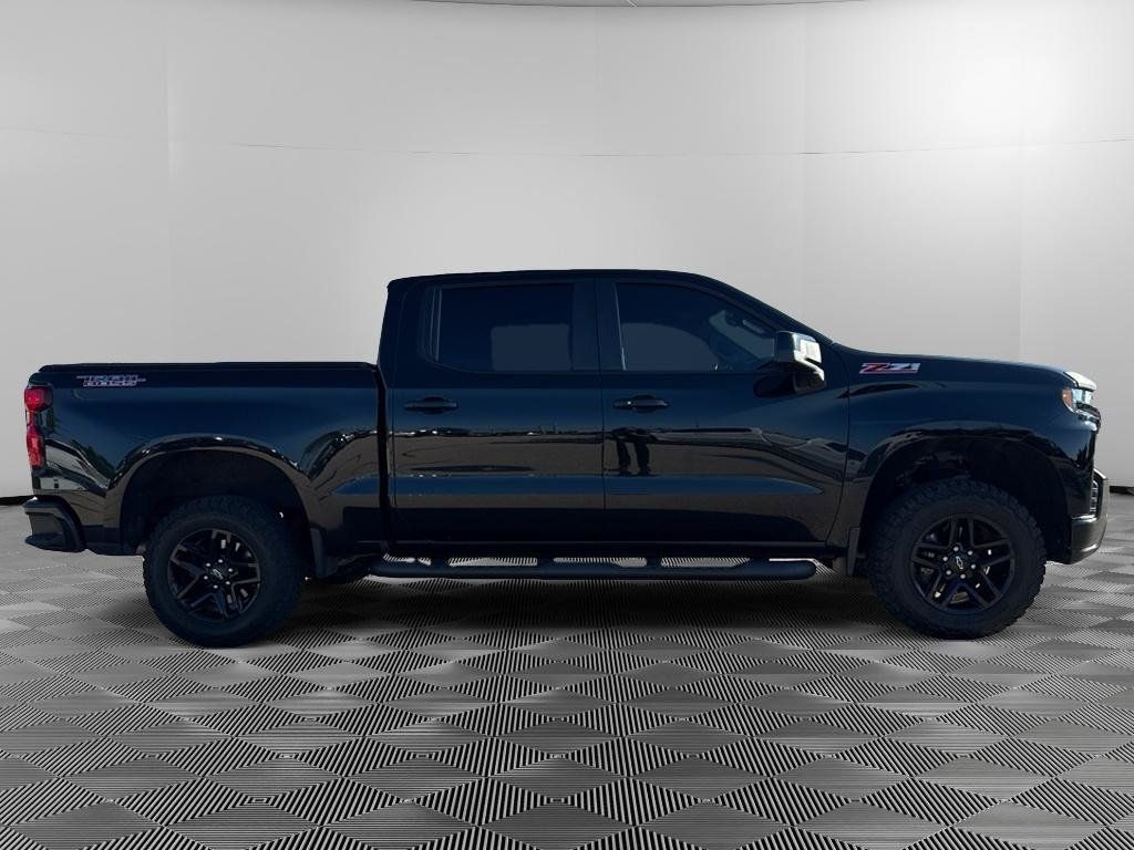 Used 2020 Chevrolet Silverado 1500 LT Trail Boss w/ Midnight Edition AWD/4WD image 5