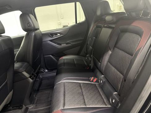 Used 2026 Chevrolet Equinox RS AWD/4WD image 17