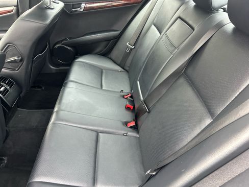 Used 2010 Mercedes-Benz C 300 4MATIC Sedan image 23