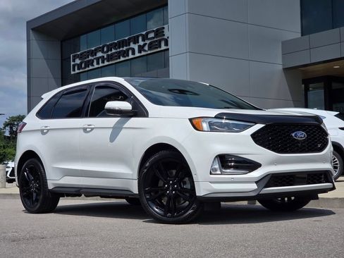 Used 2021 Ford Edge ST w/ Equipment Group 401A AWD/4WD image 2