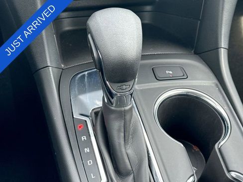 Used 2023 Chevrolet Equinox LT FWD image 20