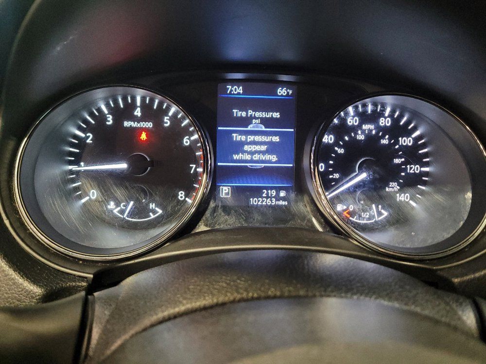 Used 2020 Nissan Rogue S FWD image 23