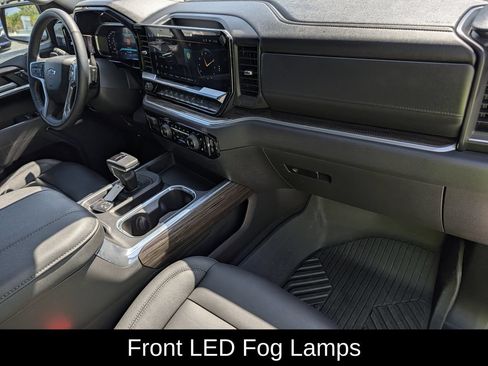 Used 2026 Chevrolet Silverado 1500 LT Trail Boss w/ LT Trail Boss Premium Package AWD/4WD image 34