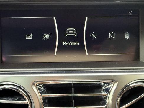 Used 2018 Rolls-Royce Dawn image 61