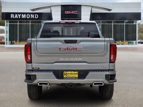 New 2026 GMC Sierra 1500 AT4 w/ AT4 Premium Package AWD/4WD image 4