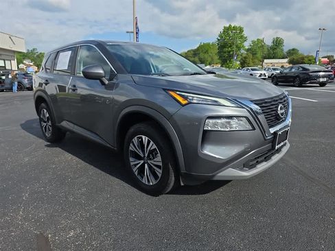Used 2023 Nissan Rogue SV AWD/4WD image 3