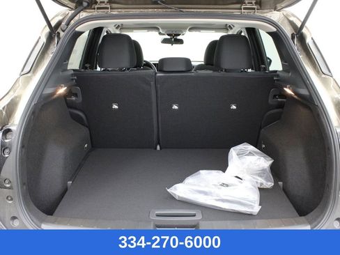 New 2026 Nissan Kicks SV w/ SV Premium Package image 27