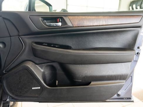 Used 2016 Subaru Outback 2.5i Limited image 28