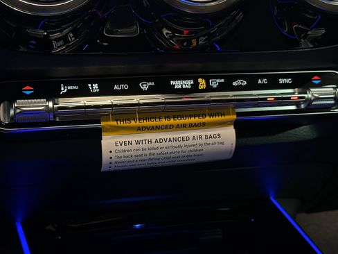 New 2026 Mercedes-Benz GLA 35 AMG 4MATIC image 19