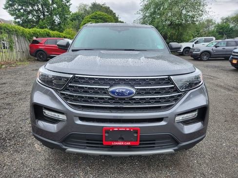 Used 2022 Ford Explorer XLT w/ Equipment Group 202A image 9