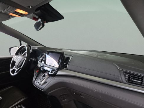 Used 2018 Honda Odyssey EX-L image 23