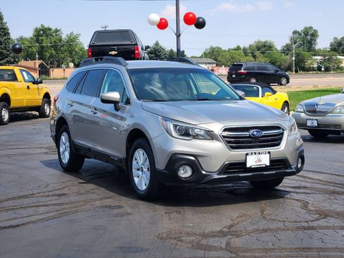 Used 2018 Subaru Outback 2.5i Premium AWD/4WD image 7