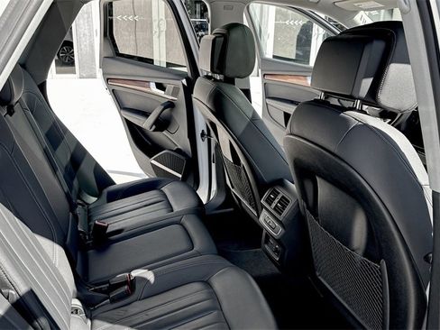 Used 2023 Audi Q5 2.0T Premium Plus image 34