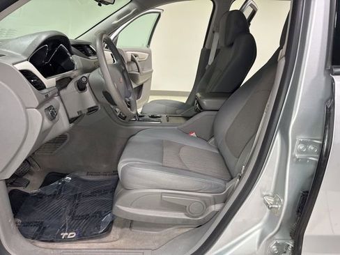 Used 2017 Chevrolet Traverse LS AWD/4WD image 11