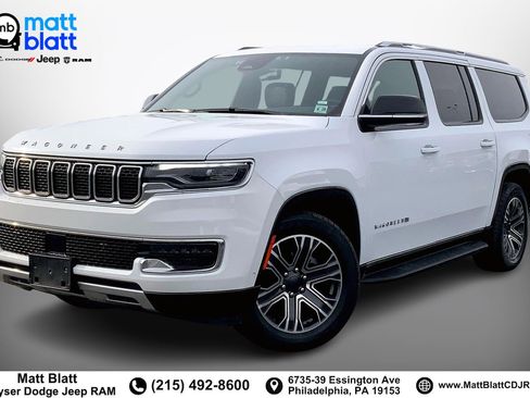 Used 2024 Jeep Wagoneer L Series II w/ Flexible Seating Group image 1