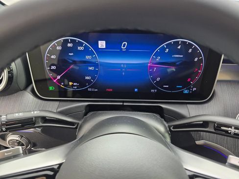 New 2026 Mercedes-Benz CLE 300 4MATIC Coupe image 13