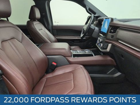 Used 2024 Ford Expedition Max Limited image 19