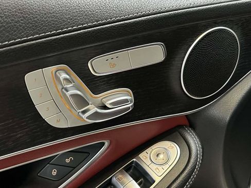 Certified 2022 Mercedes-Benz GLC 43 AMG 4MATIC image 16