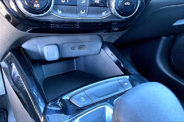 Used 2025 Chevrolet Trax ACTIV FWD image 15