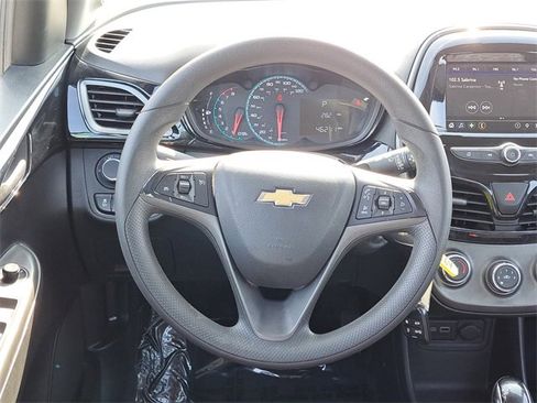 Used 2019 Chevrolet Spark LT image 21