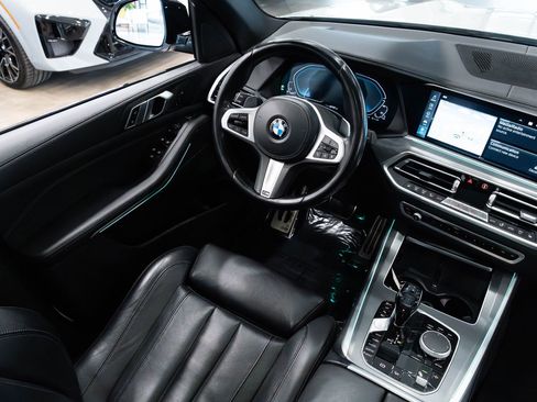 Used 2021 BMW X5 xDrive45e w/ M Sport Package image 10