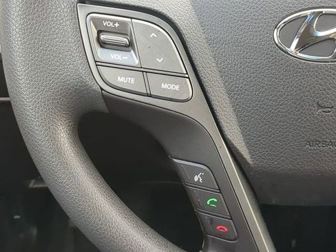 Used 2017 Hyundai Santa Fe Sport image 22