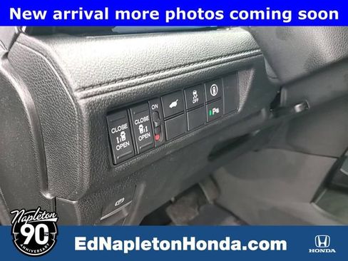 Used 2023 Honda Odyssey Touring image 11