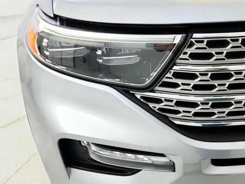 Used 2023 Ford Explorer Limited w/ Equipment Group 301A image 49