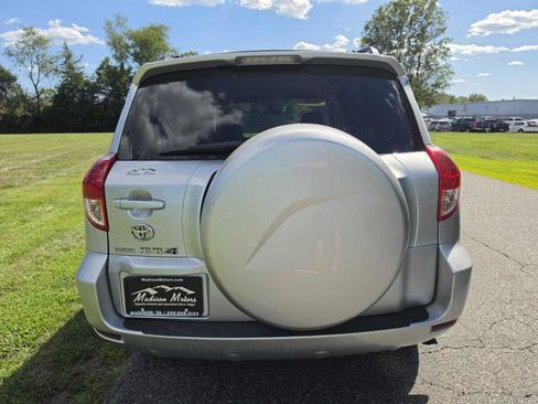 Used 2008 Toyota RAV4 Limited w/ Tow Prep Pkg FWD image 7