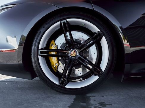Used 2020 Porsche Taycan Turbo S AWD/4WD image 22