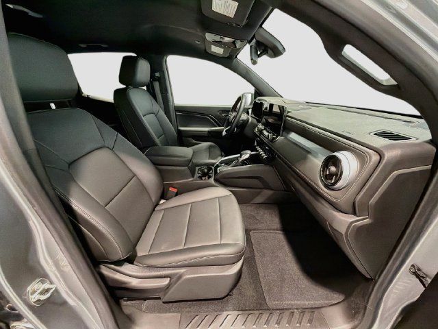 Certified 2023 Chevrolet Colorado LT w/ LT Convenience Package III AWD/4WD image 24