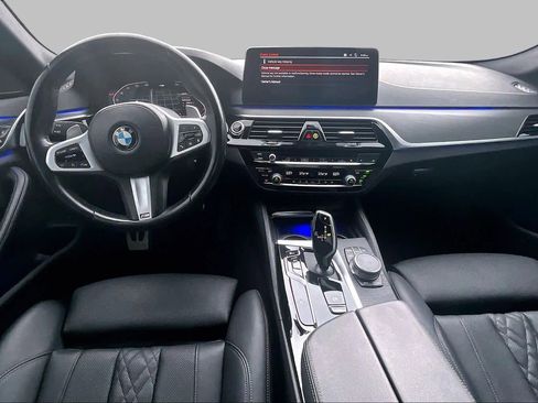 Used 2021 BMW 540i w/ M Sport Package RWD image 15