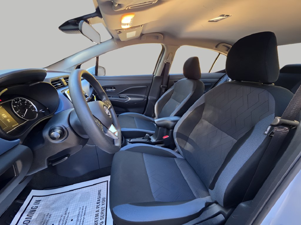 Used 2025 Nissan Versa SV w/ Trunk Package FWD image 15