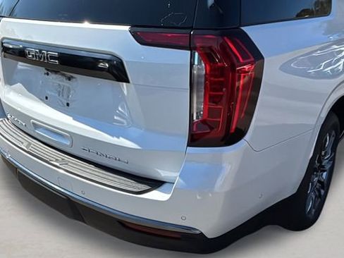 Used 2024 GMC Yukon XL Denali Ultimate image 37