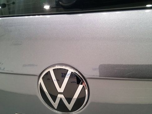 Used 2024 Volkswagen Tiguan SE R-Line image 42