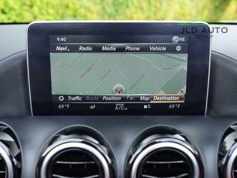 Used 2018 Mercedes-Benz AMG GT Roadster image 22