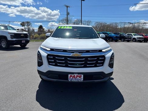 Used 2026 Chevrolet Equinox LT w/ Convenience Package II AWD/4WD image 11