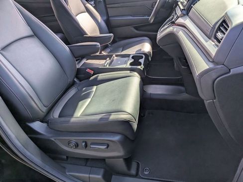 Used 2025 Honda Odyssey Sport-L image 30