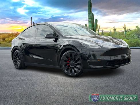 Used 2023 Tesla Model Y Performance AWD/4WD image 2