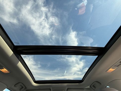 Used 2022 Toyota Highlander Platinum image 33