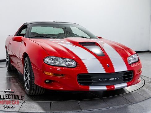 Used 2002 Chevrolet Camaro Z28 w/ SS Performance/Appearance Pkg image 29