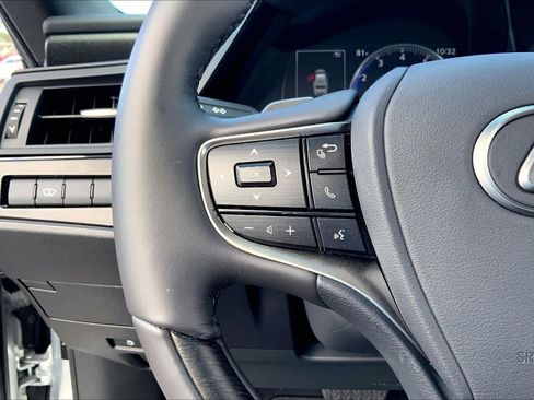 Used 2024 Lexus ES 350 w/ Technology Package FWD image 23