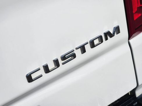 Certified 2022 Chevrolet Silverado 1500 Custom RWD image 12