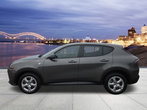 Used 2025 Dodge Hornet GT image 2