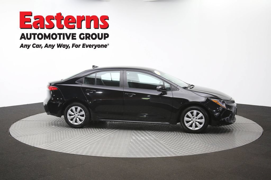 Used 2025 Toyota Corolla LE FWD image 45