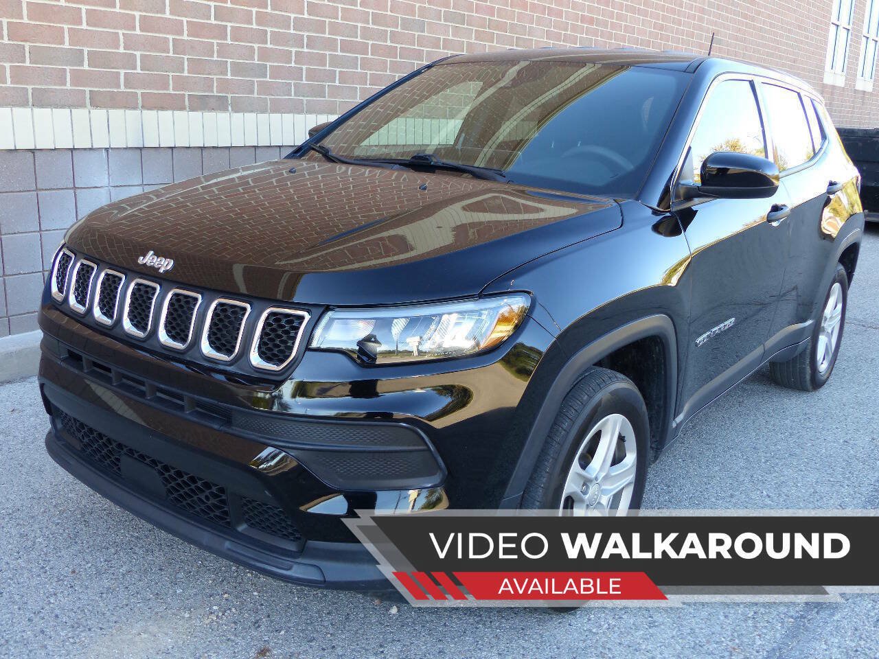 Used 2024 Jeep Compass Sport AWD/4WD image 1