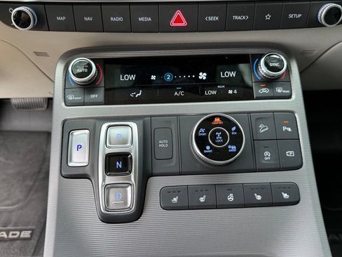 Used 2025 Hyundai Palisade Calligraphy AWD/4WD image 20