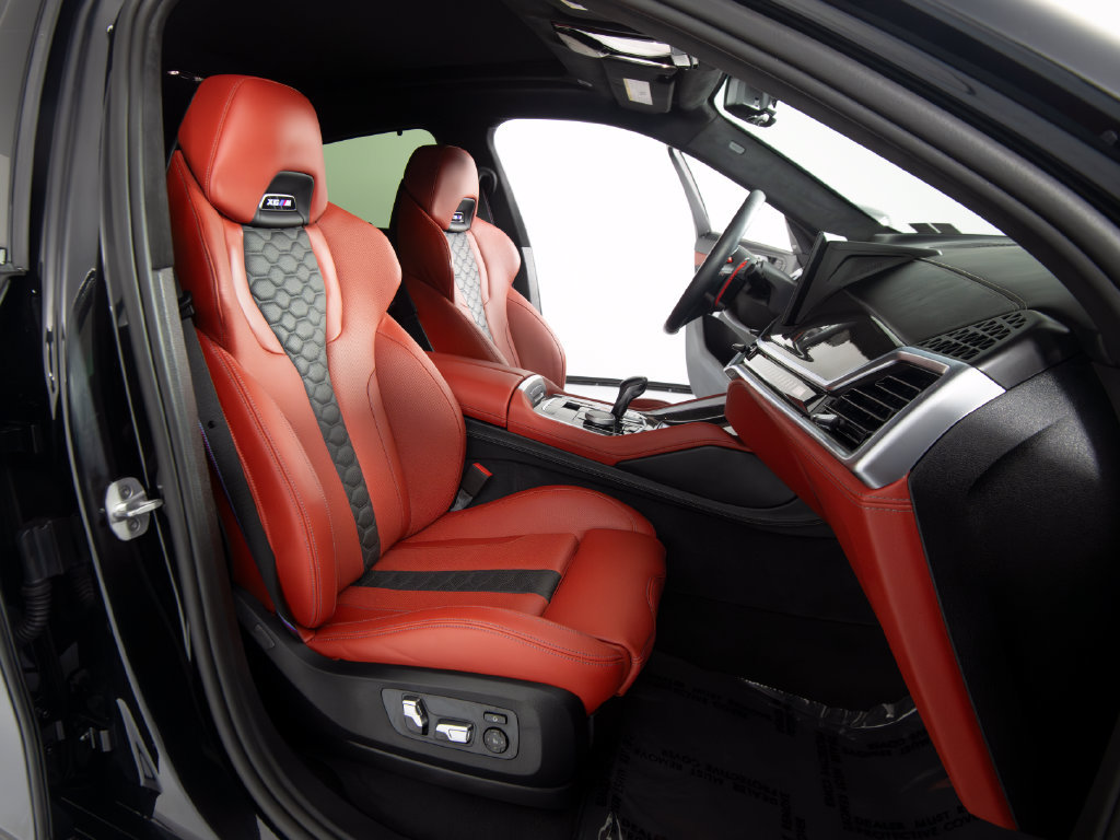 Used 2025 BMW X6 M Competition w/ Executive Package AWD/4WD image 43