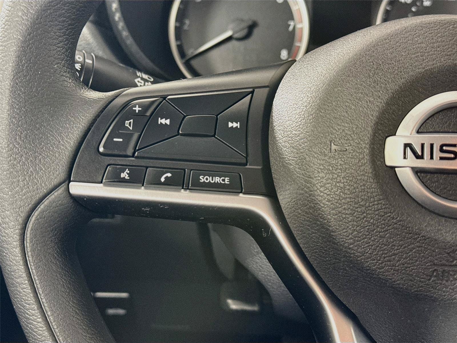 Used 2020 Nissan Versa S FWD image 16