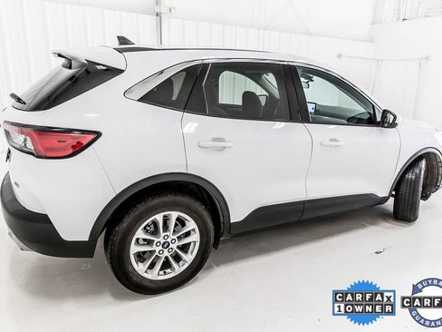 Used 2021 Ford Escape SE image 6